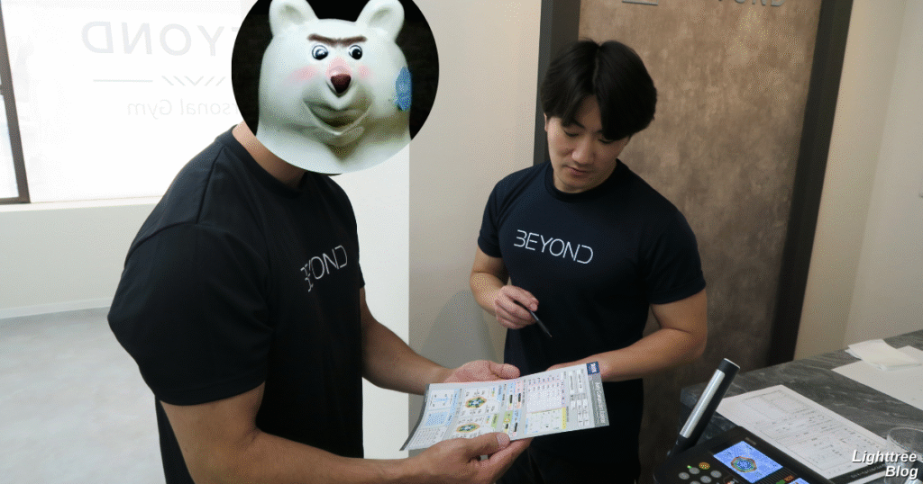 計測結果を見ながら身体の状態を解説してくれてます